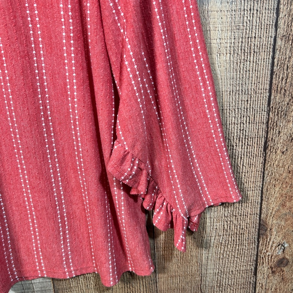 W5 Soft Red White Dotted Stripe Ruffle Sleeve Blouse Top XL Lightweight - Picture 2 of 6